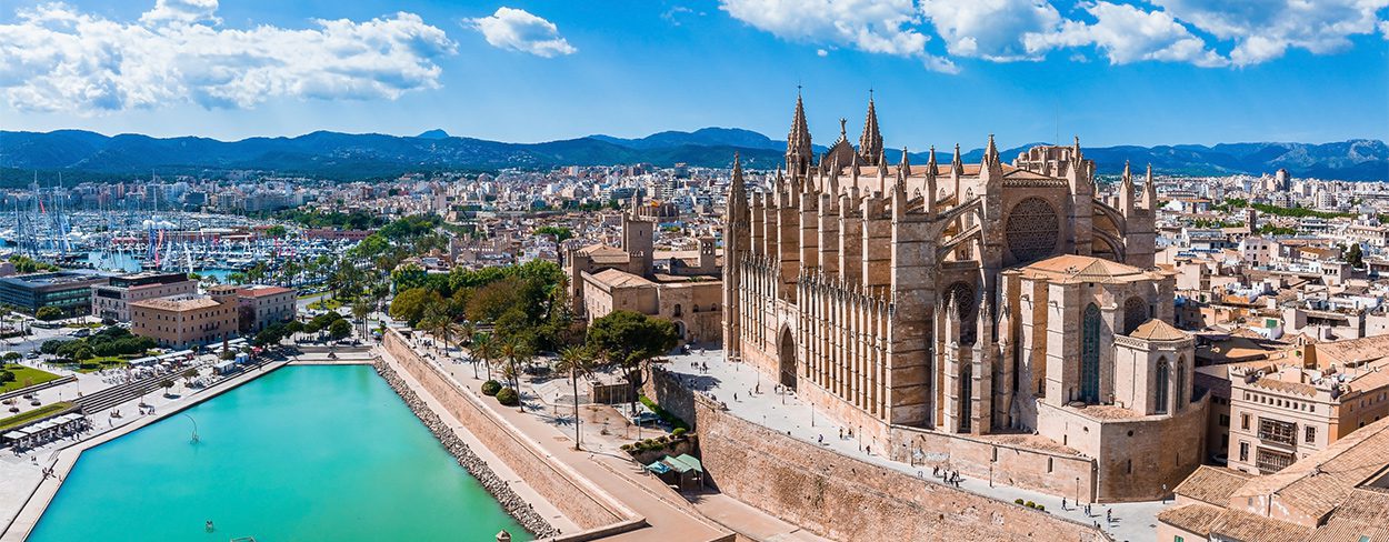 Palma de Mallorca: alle Sehenswürdigkeiten, Informationen & Tipps für Ihren Urlaub!